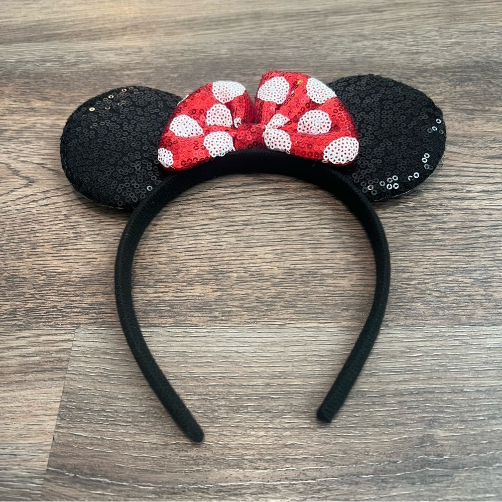 Disney Minnie Mouse Ears Headband Sequin Polka Dot Bow Park Accessories